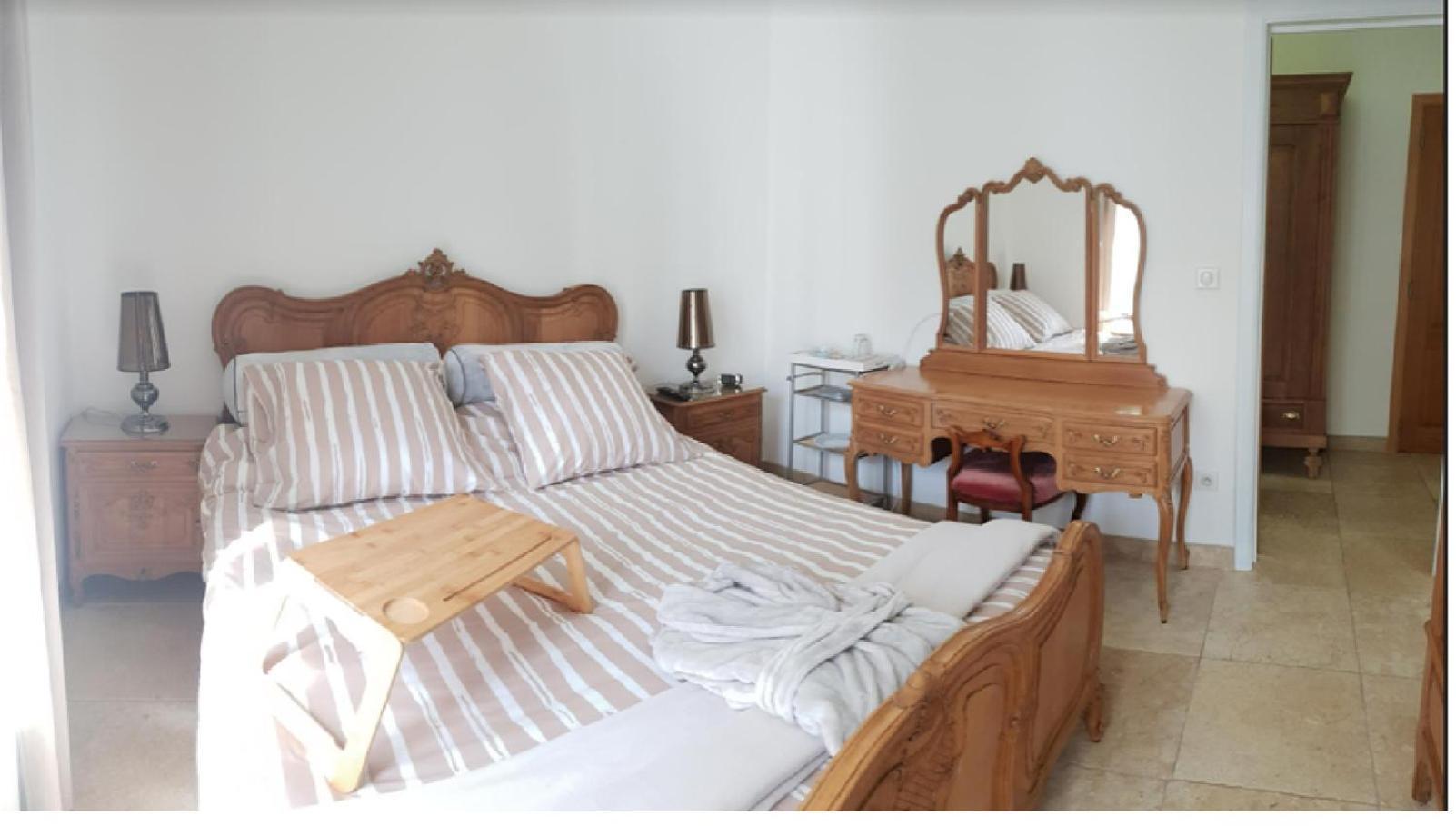 Bed and Breakfast Sleep And Dream Льеж Экстерьер фото